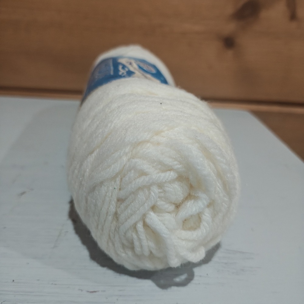 Brunswick Windrush Knitting Worsted Yarn ECRU 3.5oz. Acrylic H3 - Picture 4 of 5